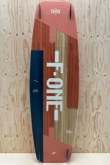 F-One-Trax HRD Lite Tech 2022 Kiteboard (2nd)