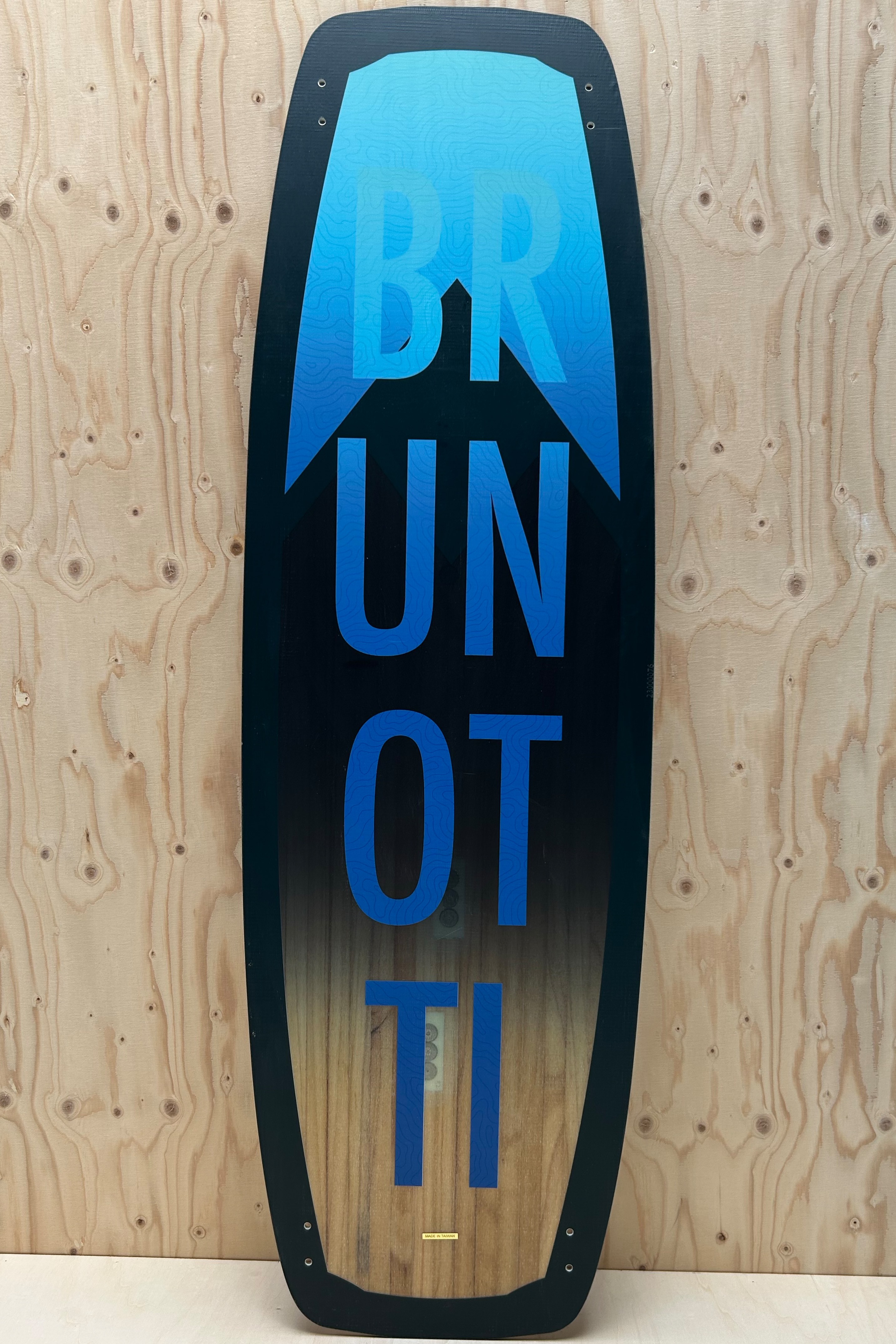 Brunotti-Discovery 2023 Kiteboard (DEMO)
