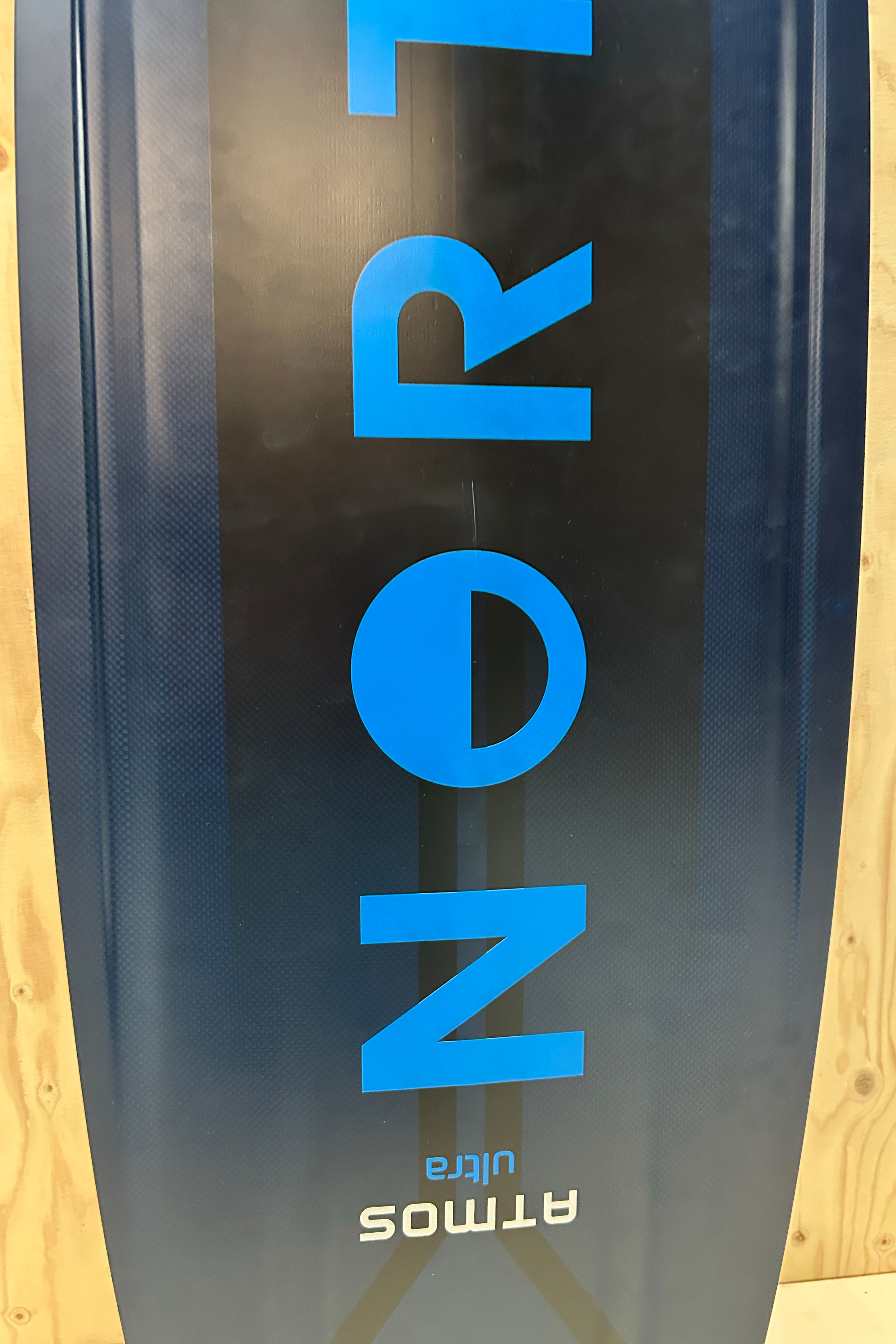 North-Atmos Ultra 2027 Kiteboard (DEMO)