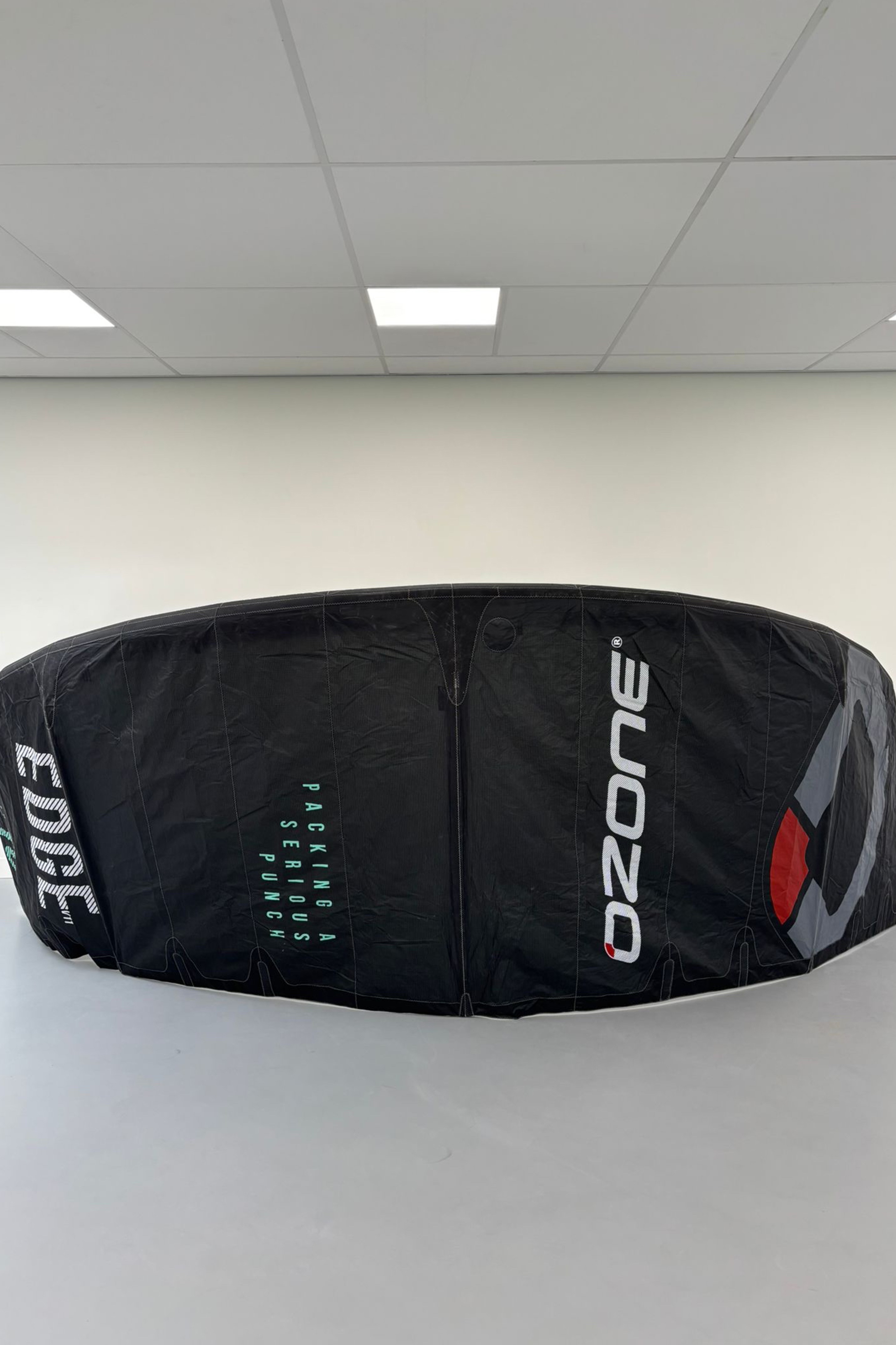 Ozone-Edge V11 Kite (2nd)