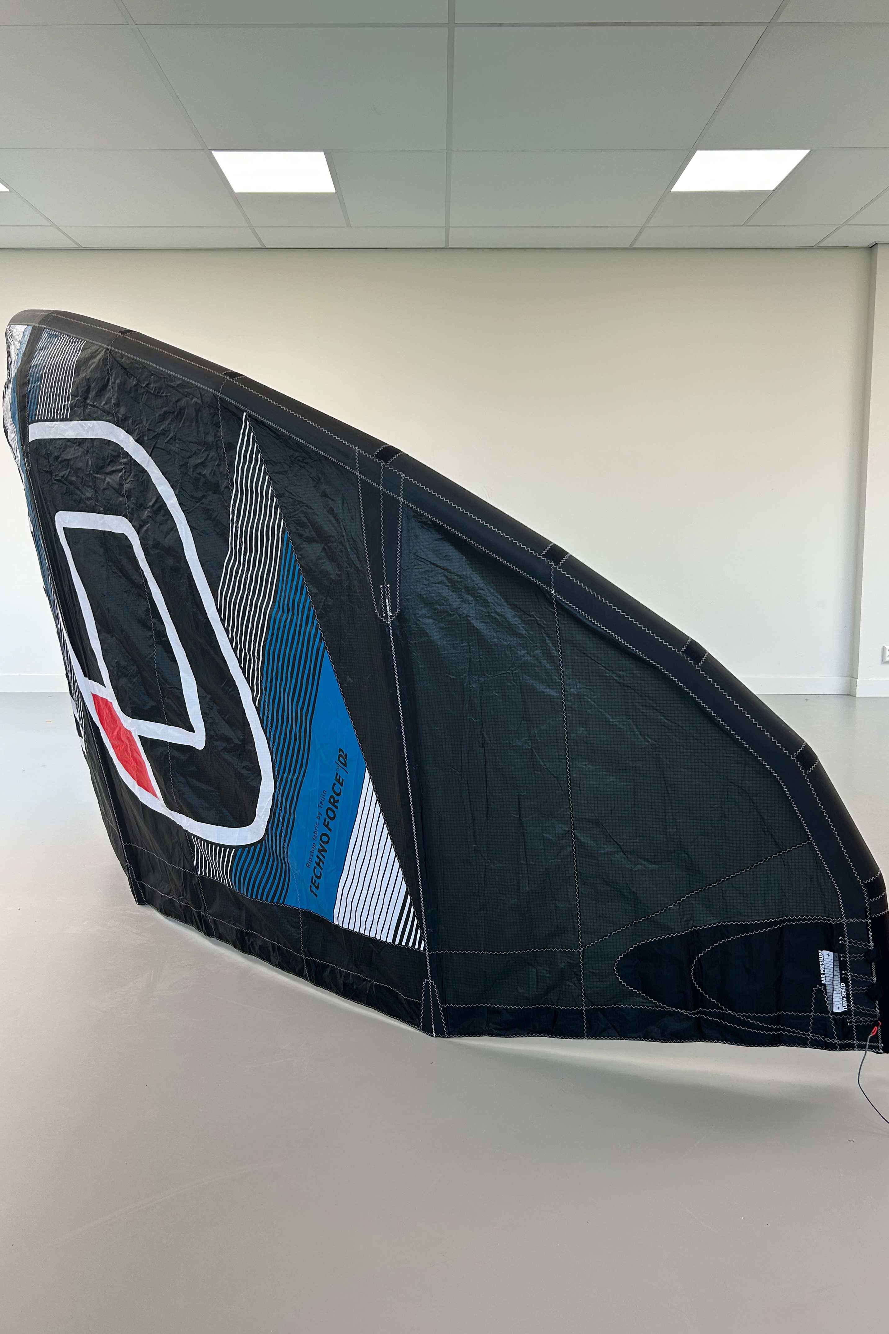 Ozone-Edge V8 Kite (2nd)