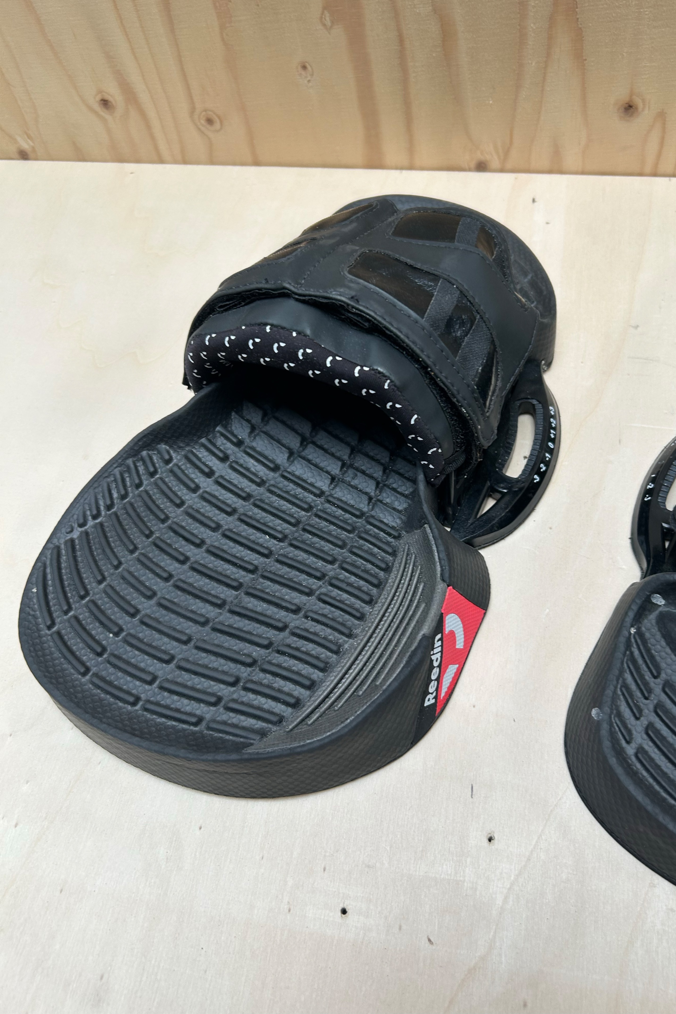 Reedin Kiteboarding-Toasties Pads & Straps (DEMO)